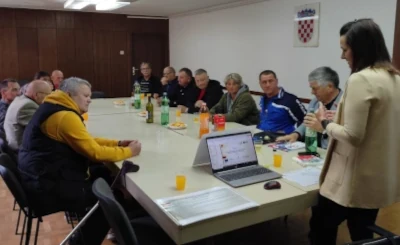 Razvojna organizacija zaštite potrošača održala tribinu za predstavnike KUV 54.SPB MŽ-e 